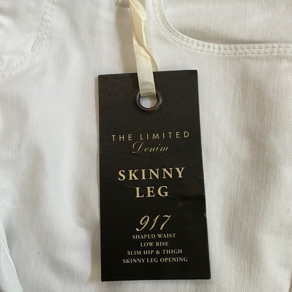🤍LIMITED white jeans.  4 - Picture 5 of 6